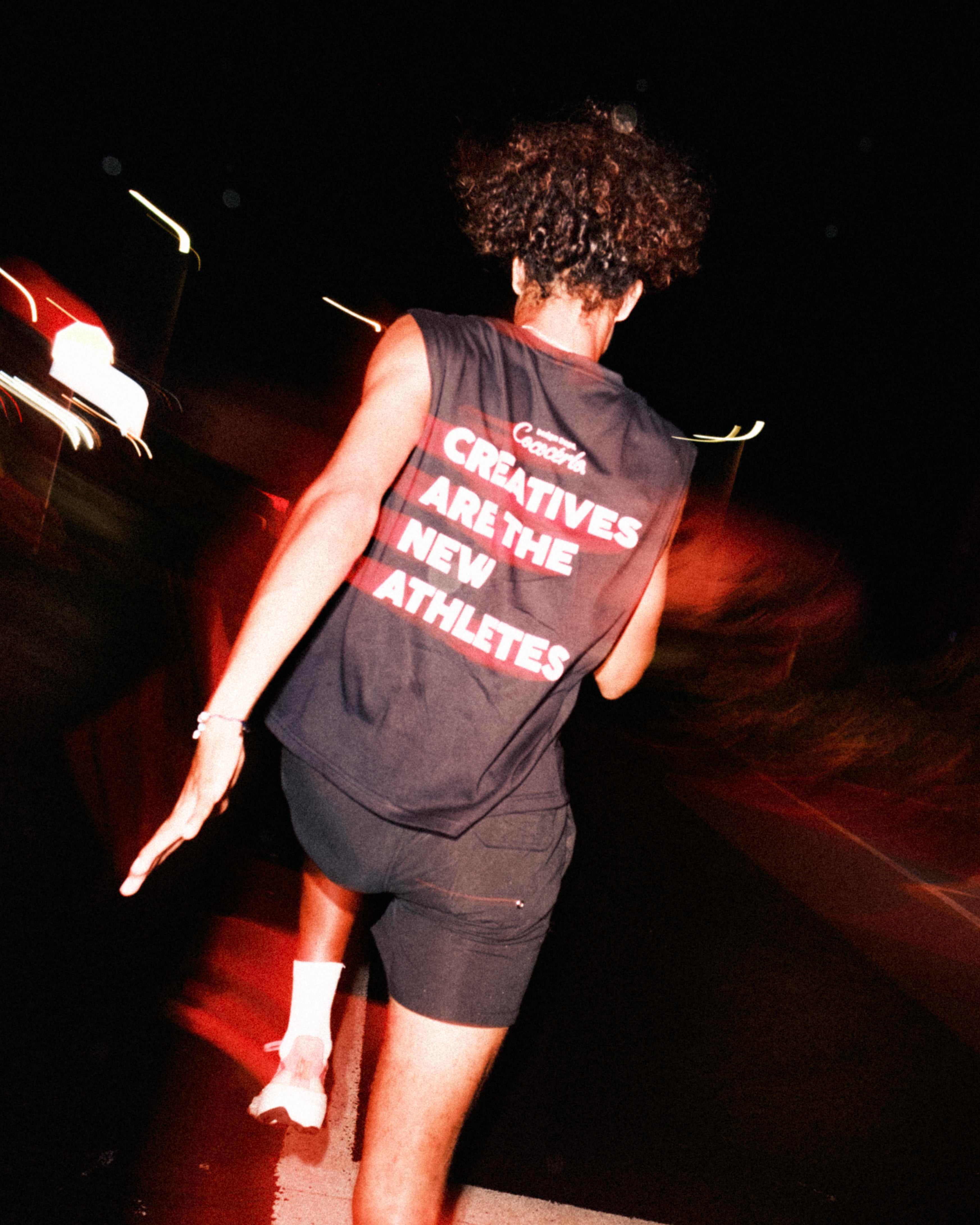 CREATIVE ATHLETES CROPPED TANK - BLACK