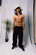 Load image into Gallery viewer, BLACK DENIM JEANS - BAGGY