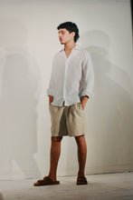 Load image into Gallery viewer, LINEN RELAXED FIT BERMUDA SHORTS - NATURAL