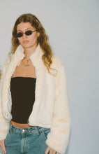 Load image into Gallery viewer, FUR JACKET - MARSHMALLOW