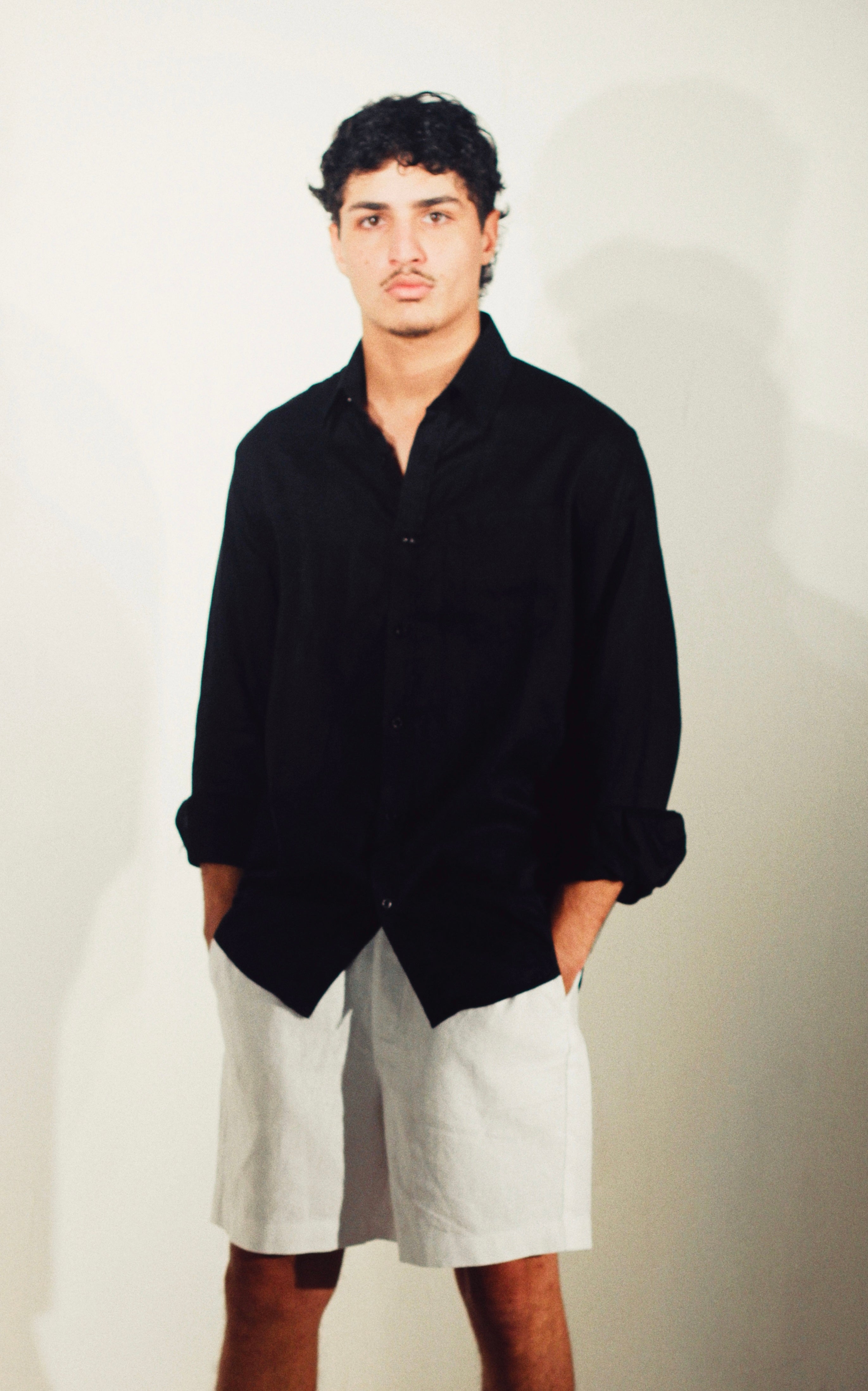 CLASSIC LONG SLEEVE SHIRT - BLACK
