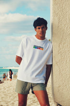 Load image into Gallery viewer, New Graphic Tee Fluo Flower white