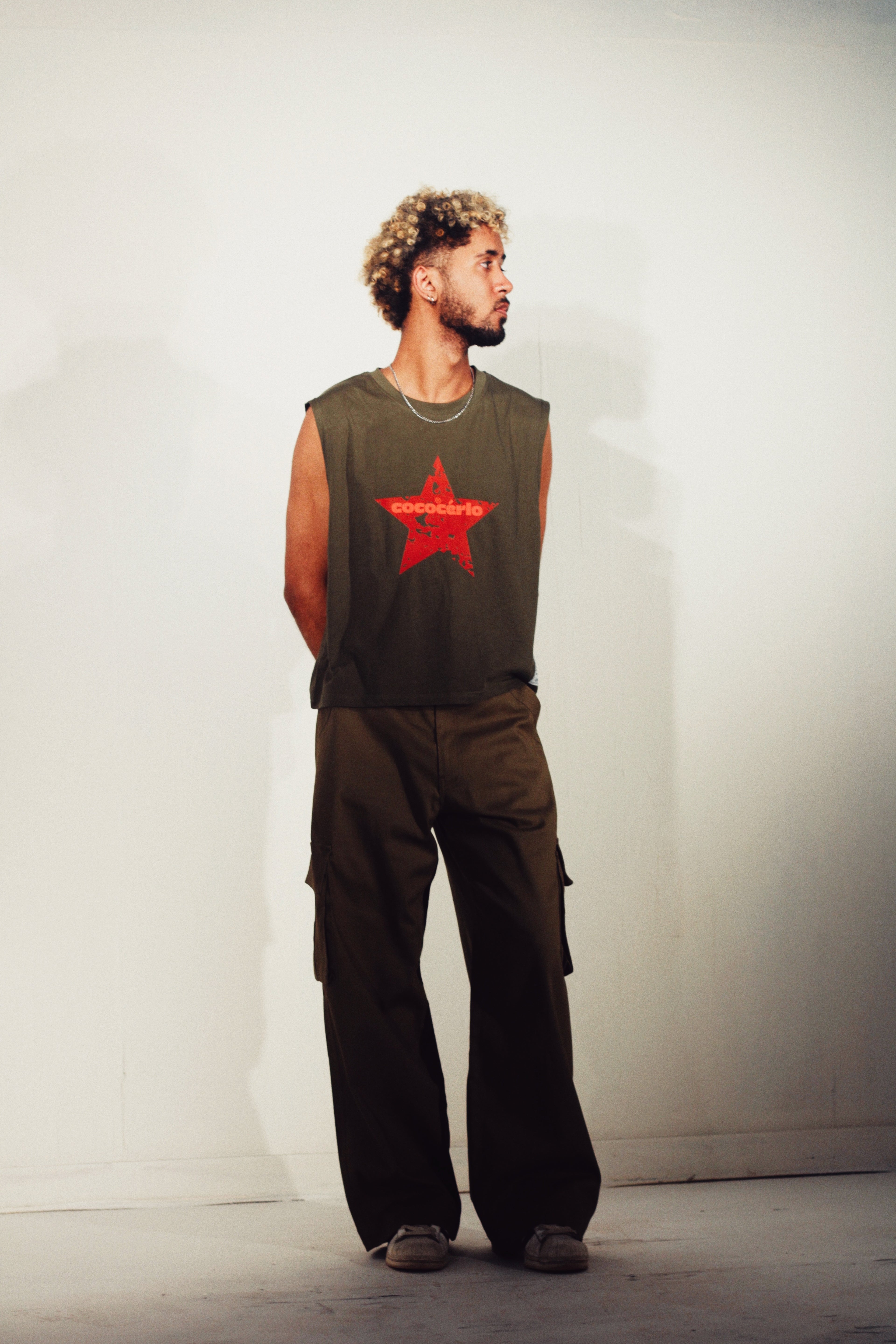 STAR CROPPED TANK - MILITARY