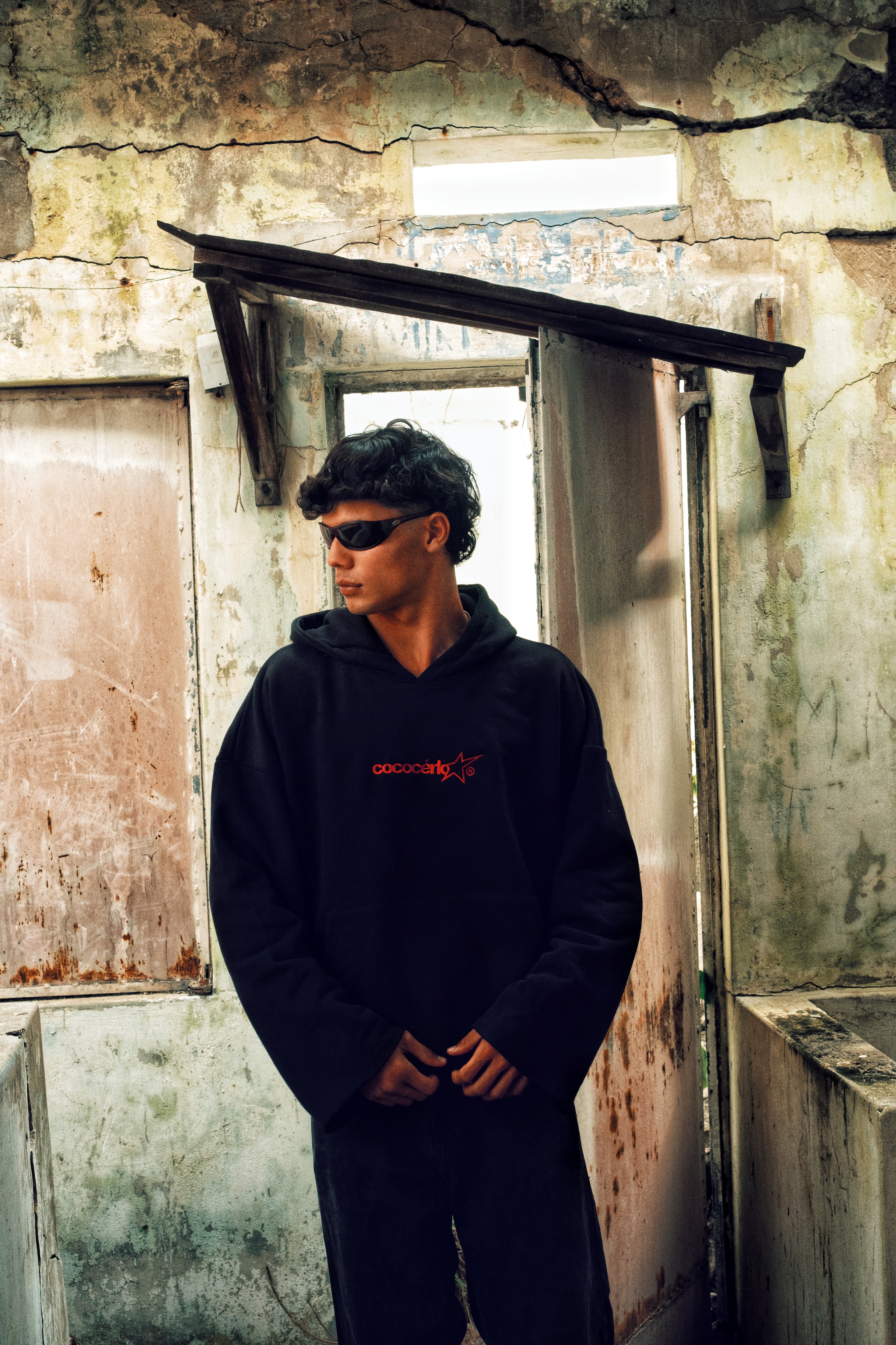 DISTRESSED HOODIE - BLACK // RED EMBRODERY