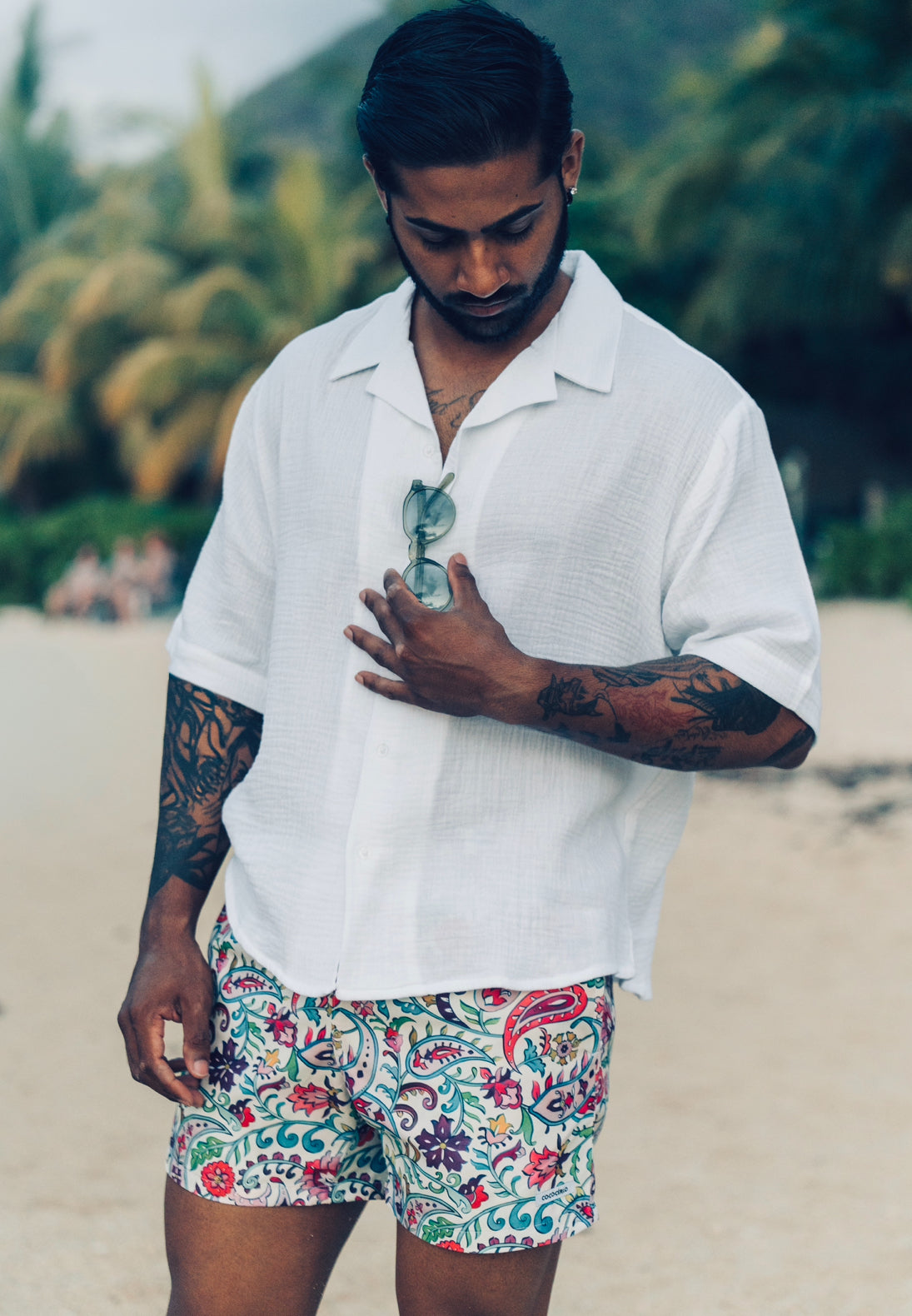 BUTTON DOWN SHIRT - PURE WHITE